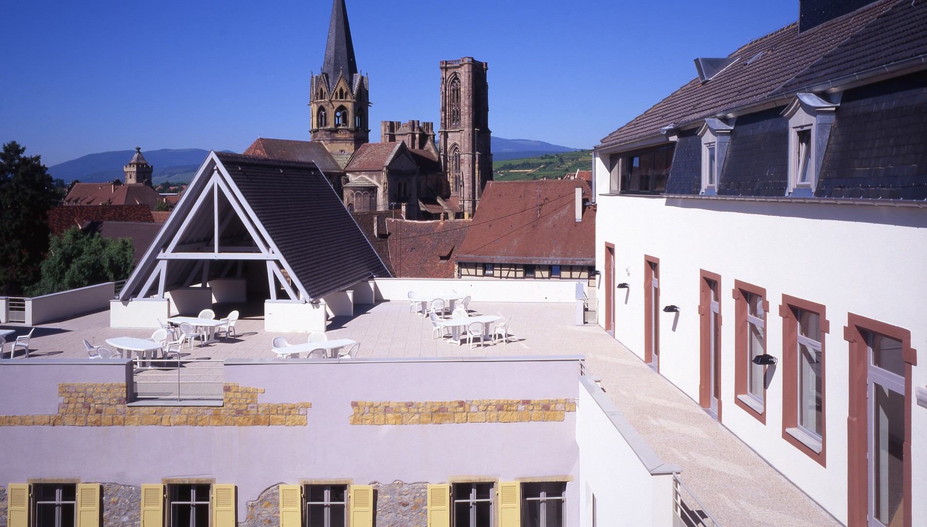 Hôpital local de Rouffach KNL Architecte